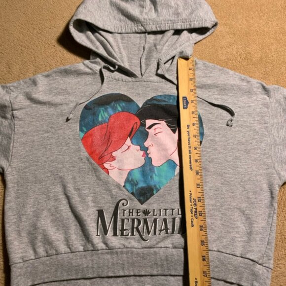 Disney Little Mermaid Women Medium Gray Cropped‎ Pullover Hoodie Sweatshirt (G) - Picture 6 of 8